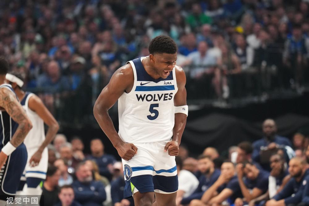 赛场上的临 赛场上的临